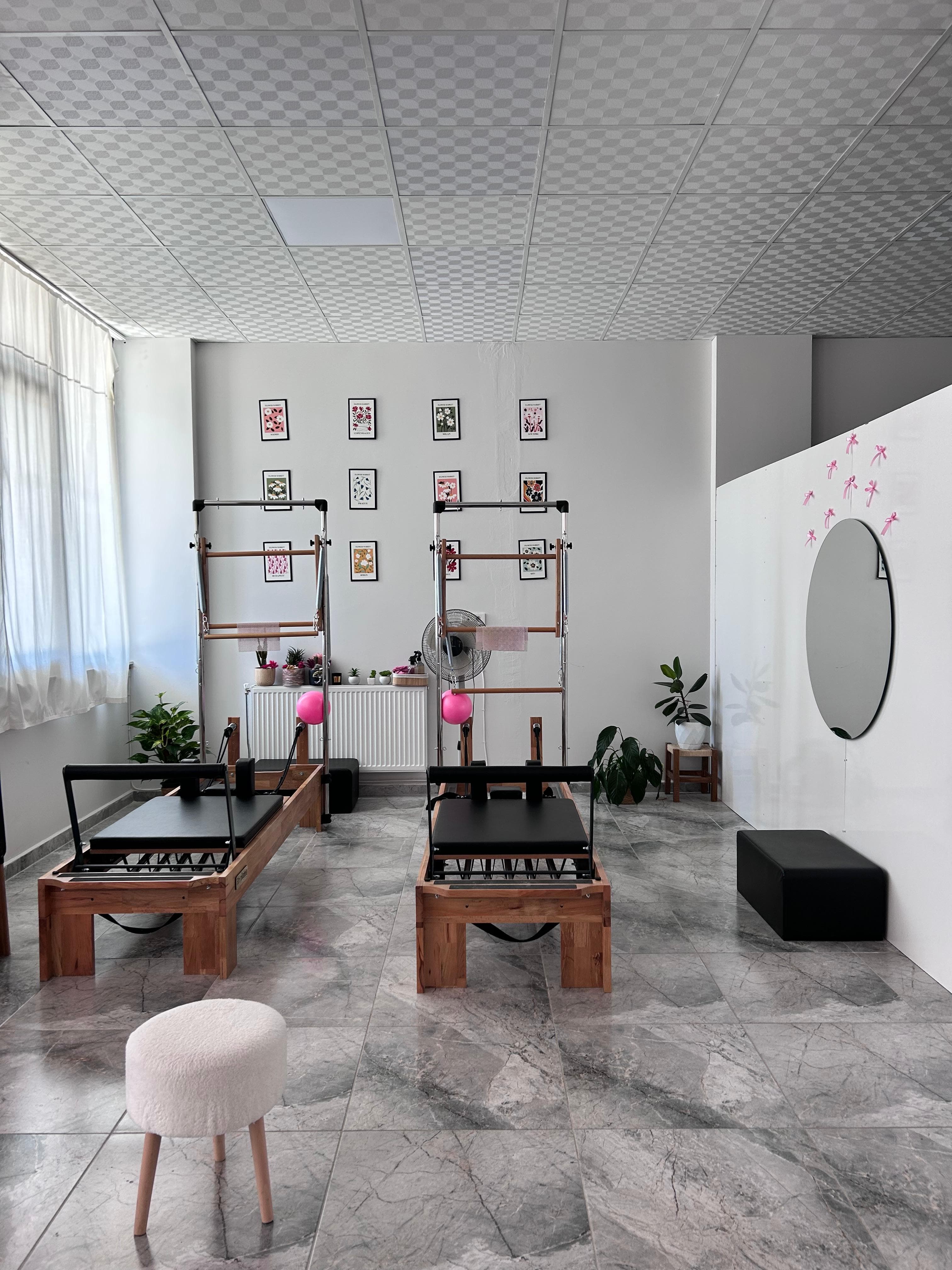 Klinik İçi Pilates Reformer Alanı